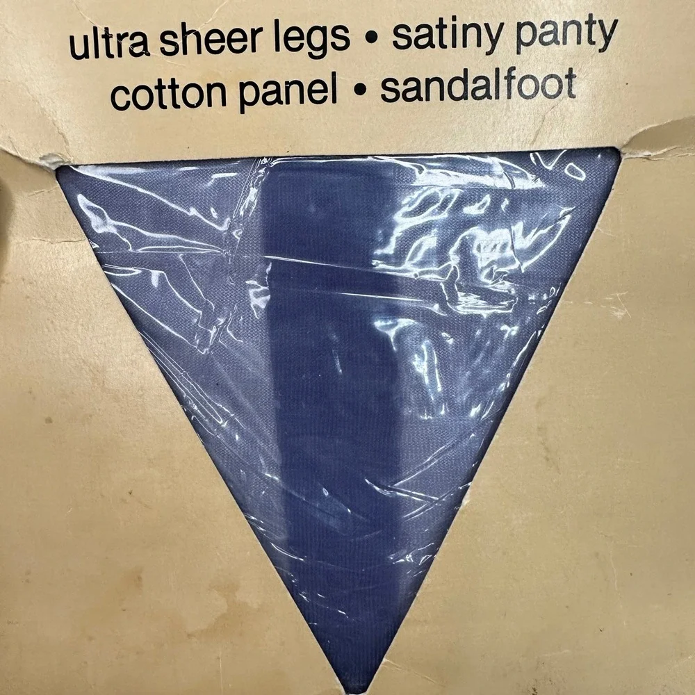 Burlington Leg Looks Pantyhose Womens Medium Denim Wash Blue Ultra Sheer 367 Vtg